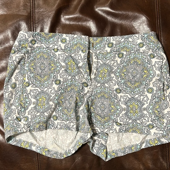 J Crew Paisley Short Cotton Shorts, size 2 - Picture 1 of 4